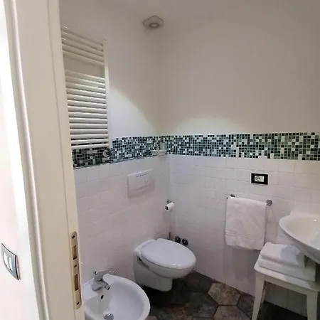 L'antica Terrazza 4* Монтероссо-аль-Маре